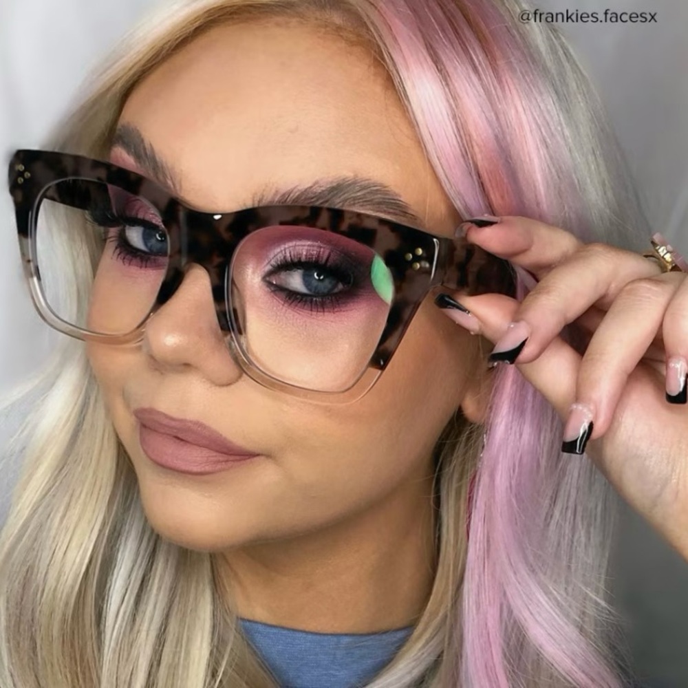 Tortoise Shell Glasses “Nerd”-chic